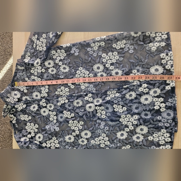 Tahari Sheer Jacket - Picture 8 of 10